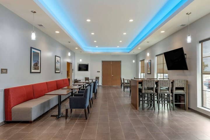 Breakfast area